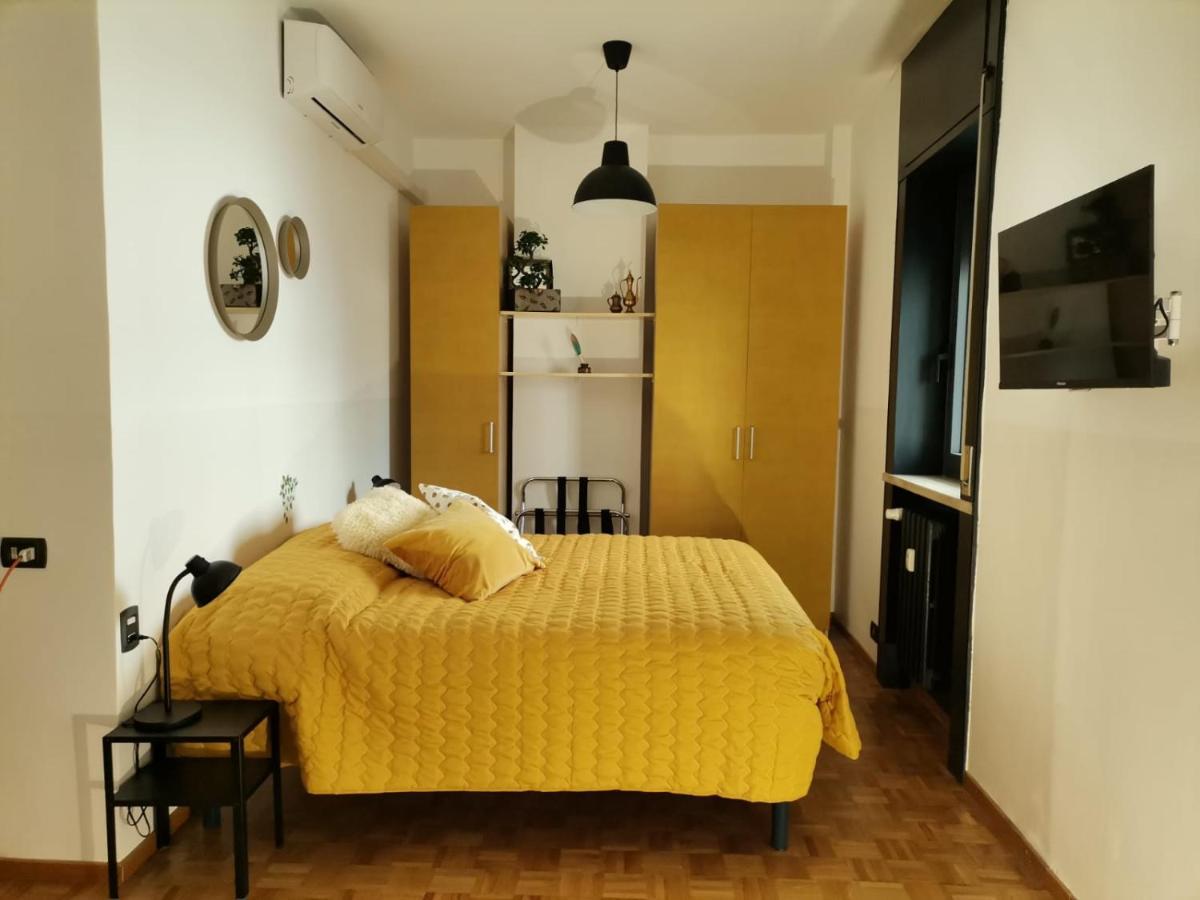 Guesthouse Tree Rooms Industrial Бергамо Экстерьер фото