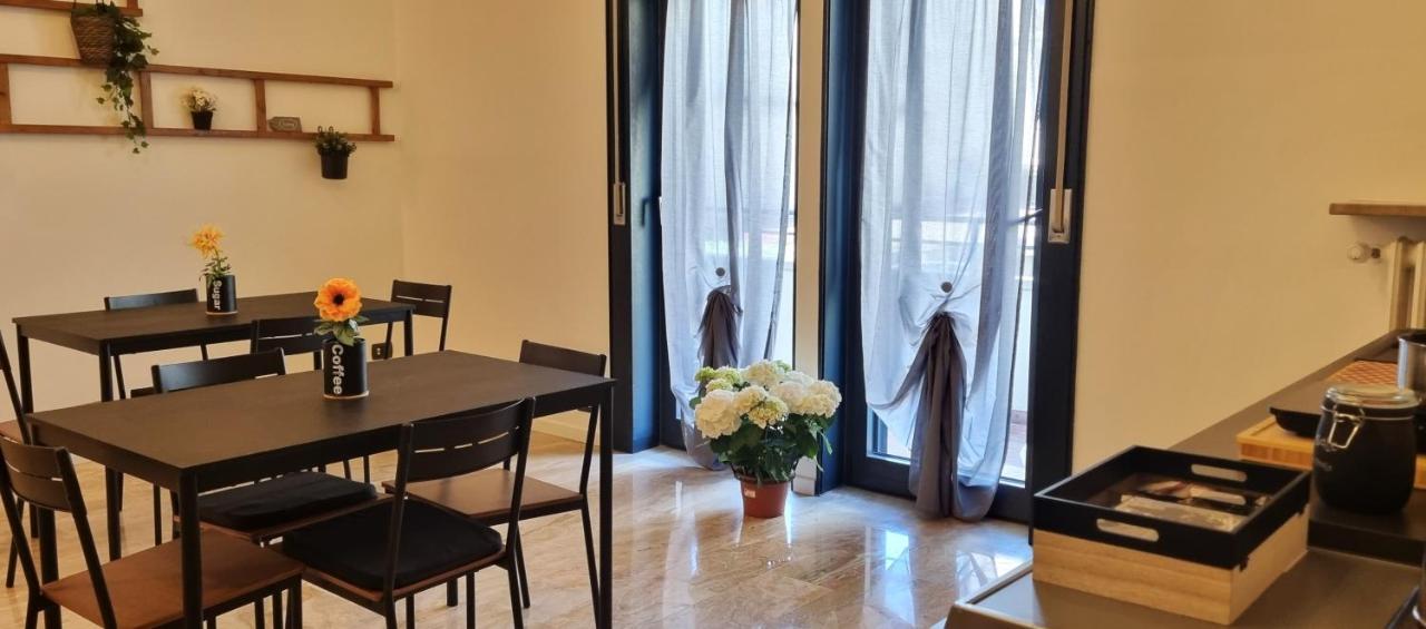 Guesthouse Tree Rooms Industrial Бергамо Экстерьер фото